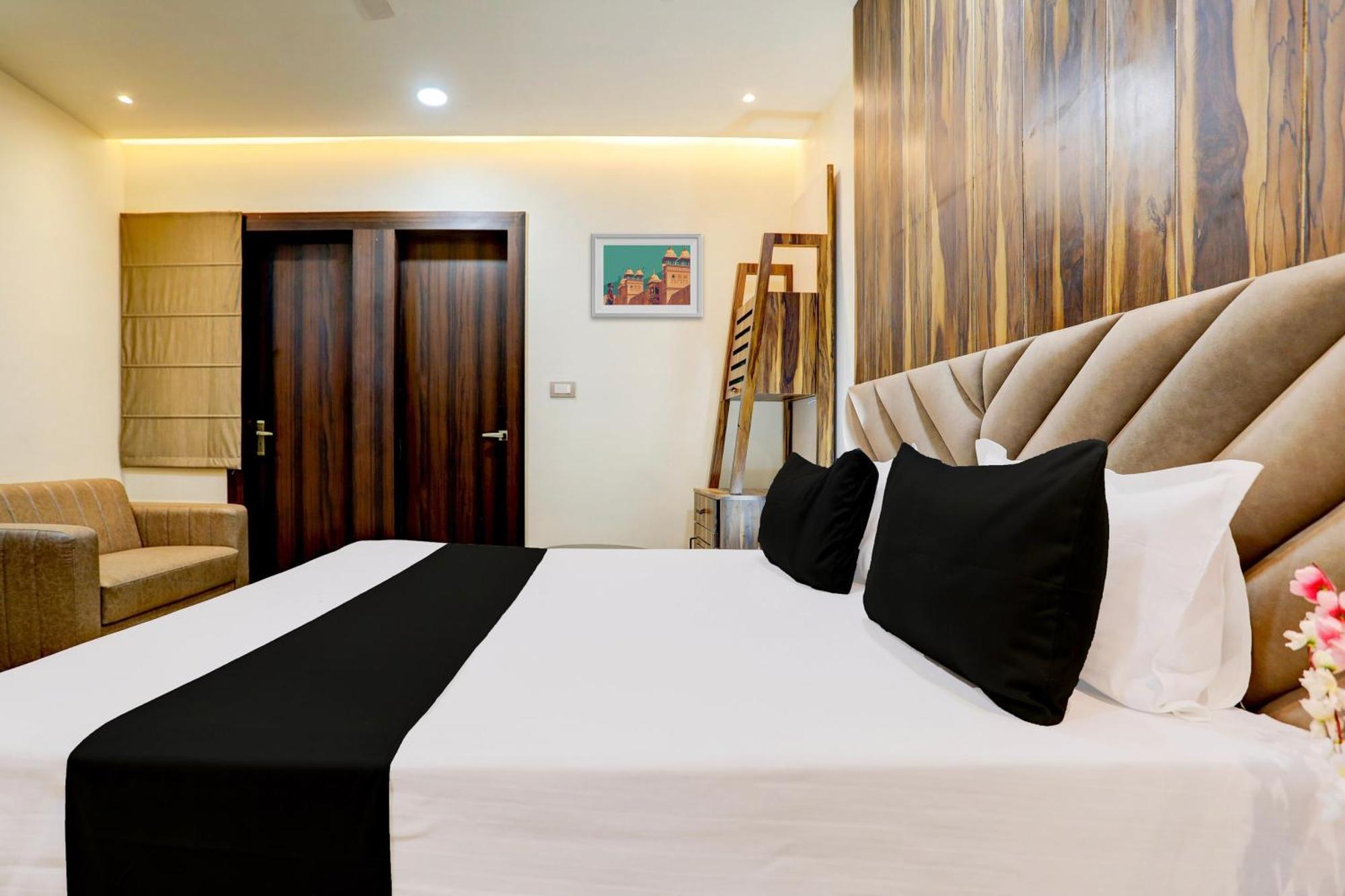 Hotel O Krishna Greens Kanpur Zewnętrze zdjęcie